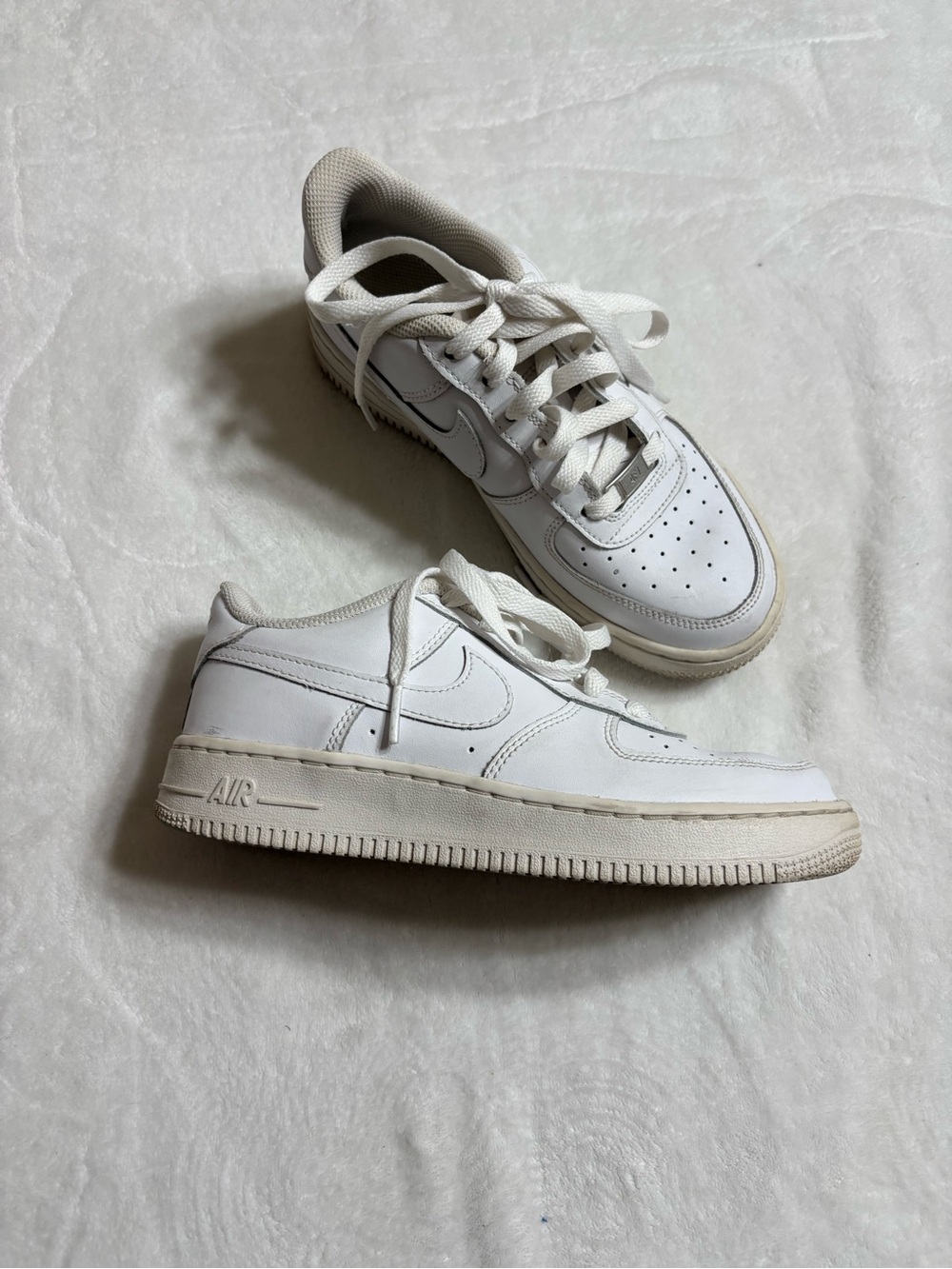 Nike Kids White Low-Top Sneakers